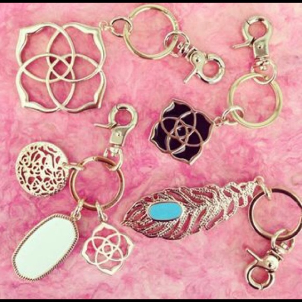 *****ISO KENDRA SCOTT KEYCHAIN